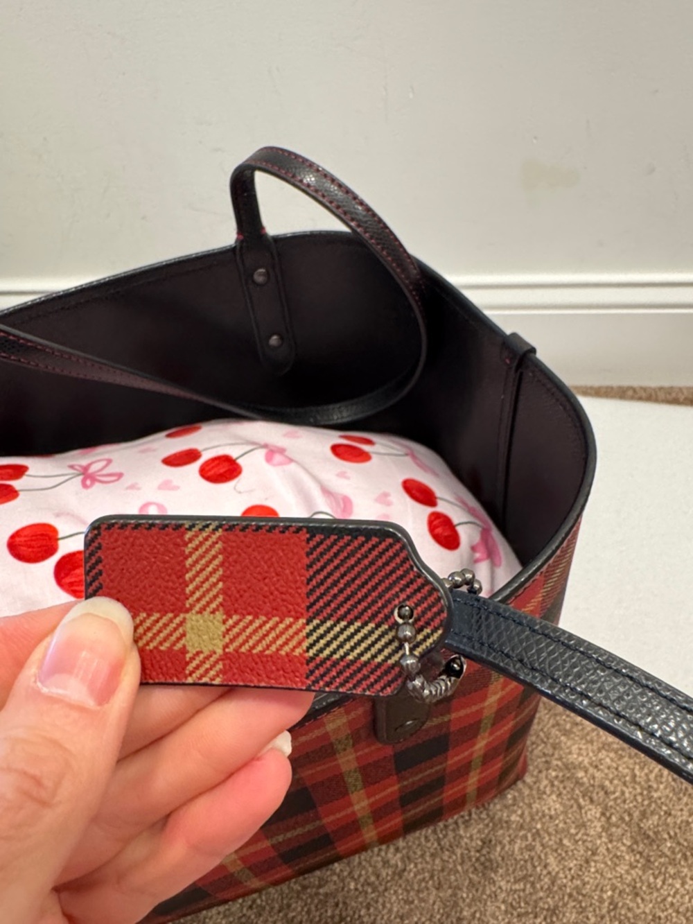 Coach Red and Black Plaid reversible city tote bag storybook pouch wristlet - Picture 8 of 15